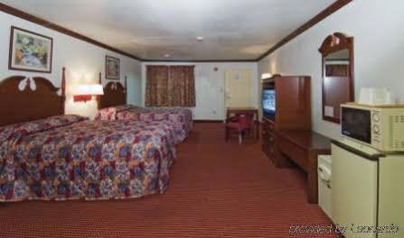 Motel Regency Inn&suites 2*